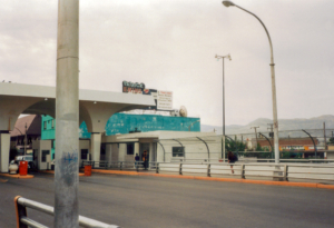 Passing the border with Patrick Ewing